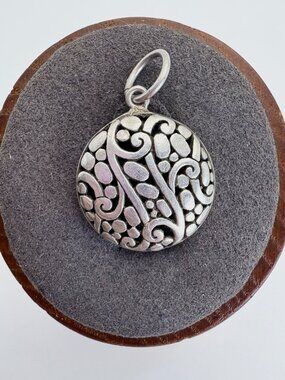 Scroll Design Circle Pendant VTG Solid Sterling Silver 925 Size 1" Length